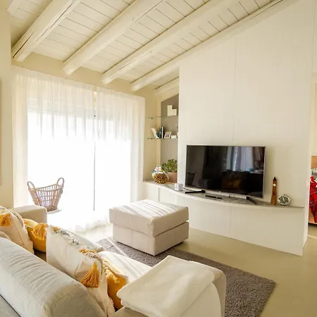 Mit Terrasse By Interhome * Parzanica