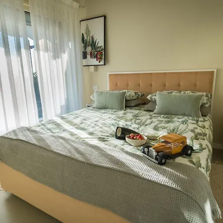 Apartman Mit Terrasse By Interhome