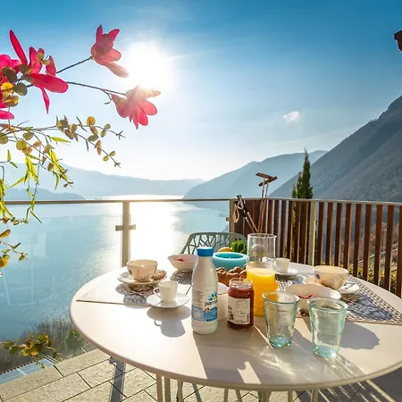 Mit Terrasse By Interhome Daire